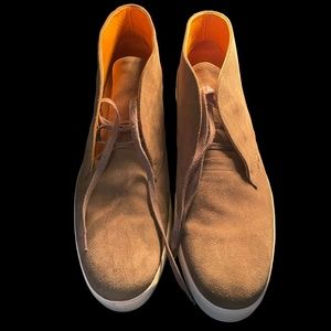 Vince Camuto Gullie Chukka Boots